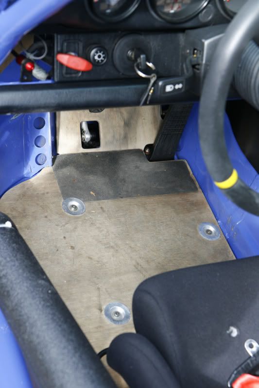 Boxsey's Porsche 911 Carrera 2 (964) DIY Floorboards (Jul 10)